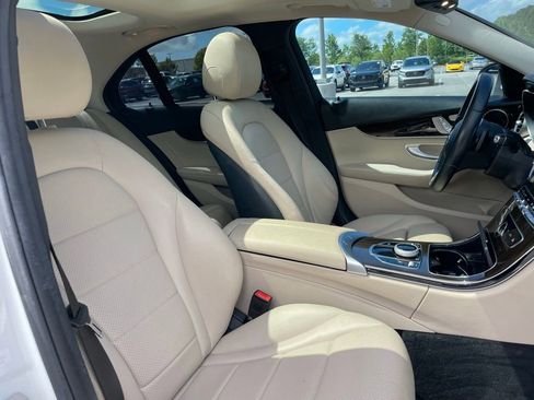 Used 2021 Mercedes-Benz C 300 Sedan image 30