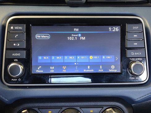 Used 2025 Nissan Versa SV FWD image 25