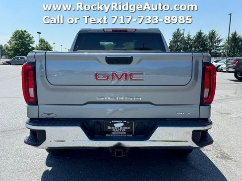 Used 2025 GMC Sierra 1500 SLT AWD/4WD image 6