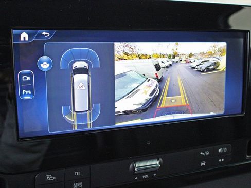 Used 2025 Mercedes-Benz Sprinter 2500 image 17