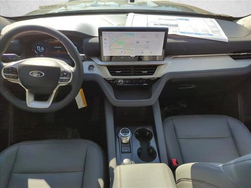 New 2026 Ford Explorer Active w/ Active Comfort Package image 15