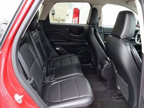 Used 2023 Lincoln Corsair Standard w/ Equipment Group 101A image 32