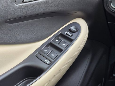 Used 2016 Buick Envision Premium image 28