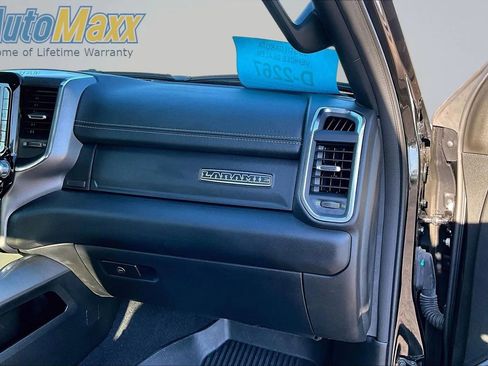 Used 2025 RAM 1500 Laramie AWD/4WD image 27