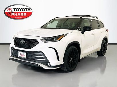 Used 2023 Toyota Highlander XSE