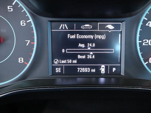 Used 2018 Chevrolet Cruze LT image 20