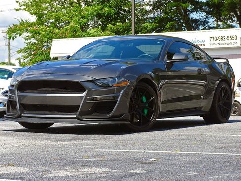 Used 2019 Ford Mustang GT w/ GT Performance Package RWD image 5