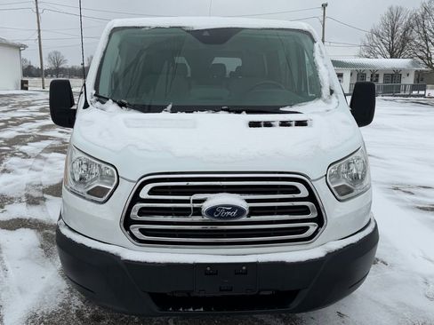 Used 2015 Ford Transit 150 XLT image 6