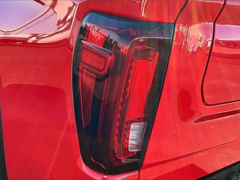 Used 2021 GMC Sierra 1500 AT4 image 28