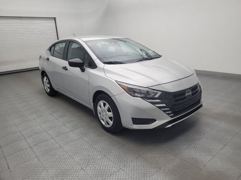 Used 2025 Nissan Versa S w/ Trunk Package FWD image 13