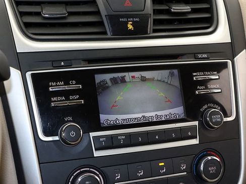 Used 2016 Nissan Altima 2.5 S w/ Power Driver Seat Package image 16