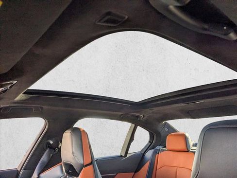 New 2026 BMW M5 image 17