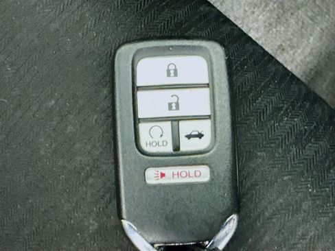 Used 2017 Honda Accord EX image 34