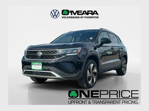 Used 2024 Volkswagen Taos SE image 1