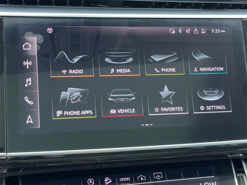 Used 2021 Audi Q7 3.0T Premium Plus image 23