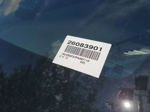 Used 2023 Acura TLX image 5