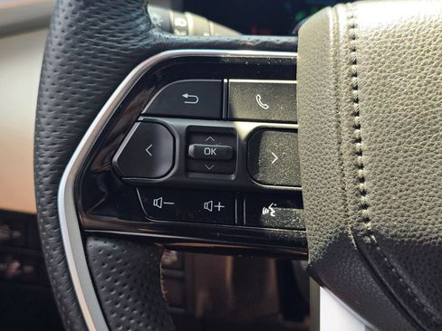 Used 2025 Toyota Tundra Capstone AWD/4WD image 37