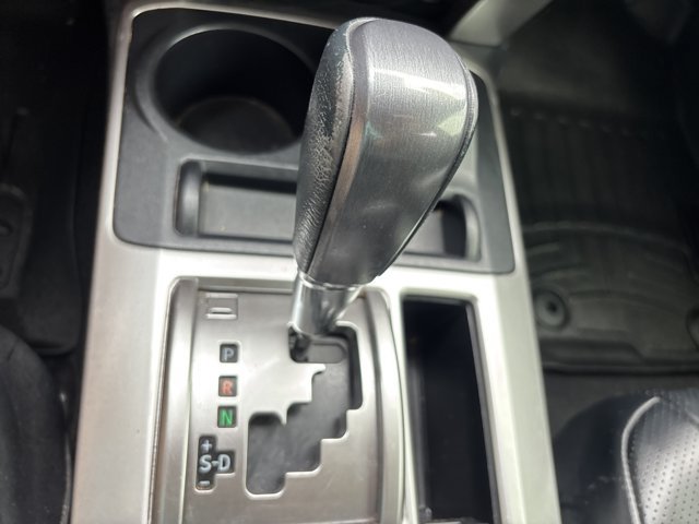 Used 2020 Toyota 4Runner SR5 AWD/4WD image 37