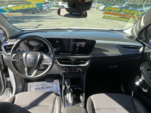 Used 2024 Buick Encore GX Preferred FWD image 18
