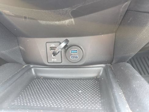Used 2014 Nissan Rogue SV w/ SV Premium Package AWD/4WD image 24