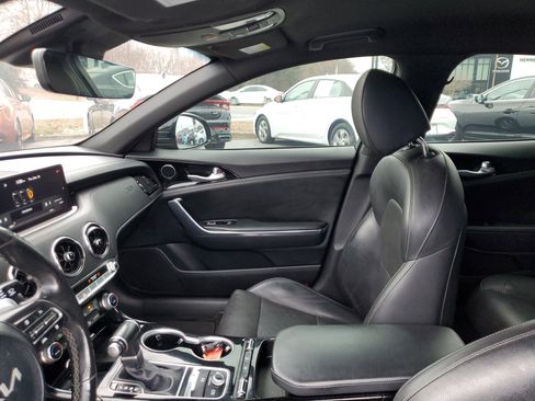 Used 2022 Kia Stinger GT-Line image 17