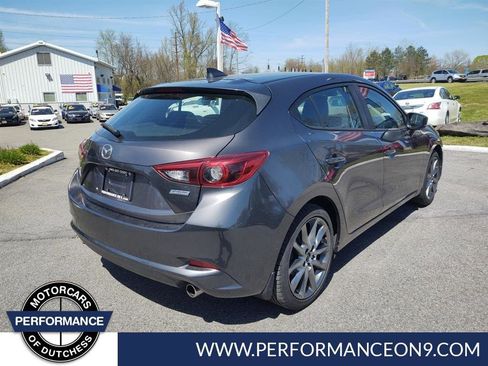 Used 2018 MAZDA MAZDA3 Grand Touring w/ Premium Equipment Package image 3