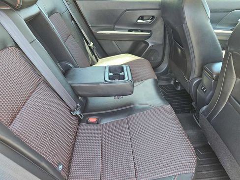 Used 2025 Nissan Kicks SR FWD image 15