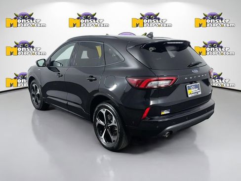 Used 2023 Ford Escape ST-Line Elite w/ Premium Technology Package image 7