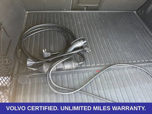 Certified 2024 Volvo XC60 T8 Ultimate w/ Protection Package Premier AWD/4WD image 10