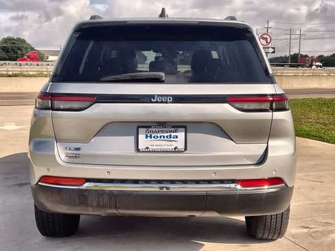 Used 2023 Jeep Grand Cherokee 4WD 4xe image 6