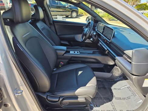 Used 2024 Hyundai Ioniq 6 SEL image 33