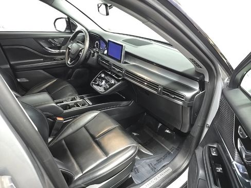 Used 2022 Lincoln Corsair AWD w/ Equipment Group 101A image 20