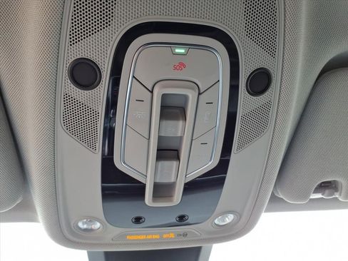 Used 2022 Audi Q7 Premium Plus image 28