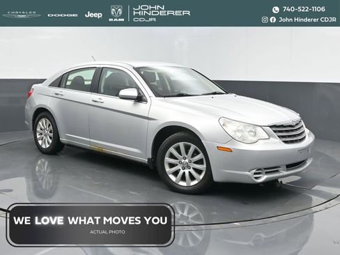 Used 2010 Chrysler Sebring Limited FWD image 1