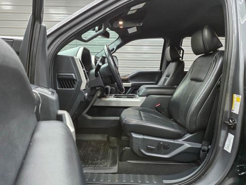 Used 2022 Ford F250 Lariat w/ Lariat Value Package AWD/4WD image 17