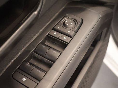 New 2026 Toyota Tacoma SR5 AWD/4WD image 10