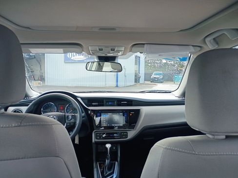 Used 2017 Toyota Corolla LE w/ LE Eco Premium Package FWD image 18