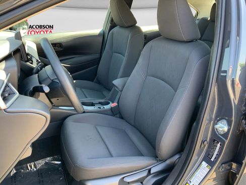 Used 2024 Toyota Corolla LE FWD image 16