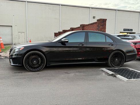 Used 2016 Mercedes-Benz S 63 AMG 4MATIC Sedan image 2