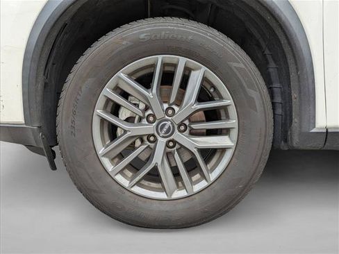 Used 2024 Nissan Rogue S FWD image 13