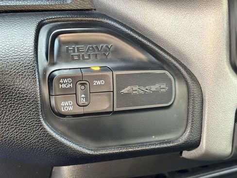 Used 2024 RAM 3500 Big Horn image 36