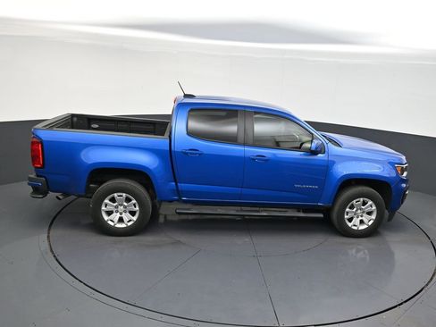 Used 2022 Chevrolet Colorado LT w/ LT Convenience Package image 18