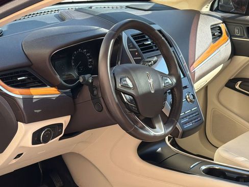 Used 2016 Lincoln MKC Reserve image 15