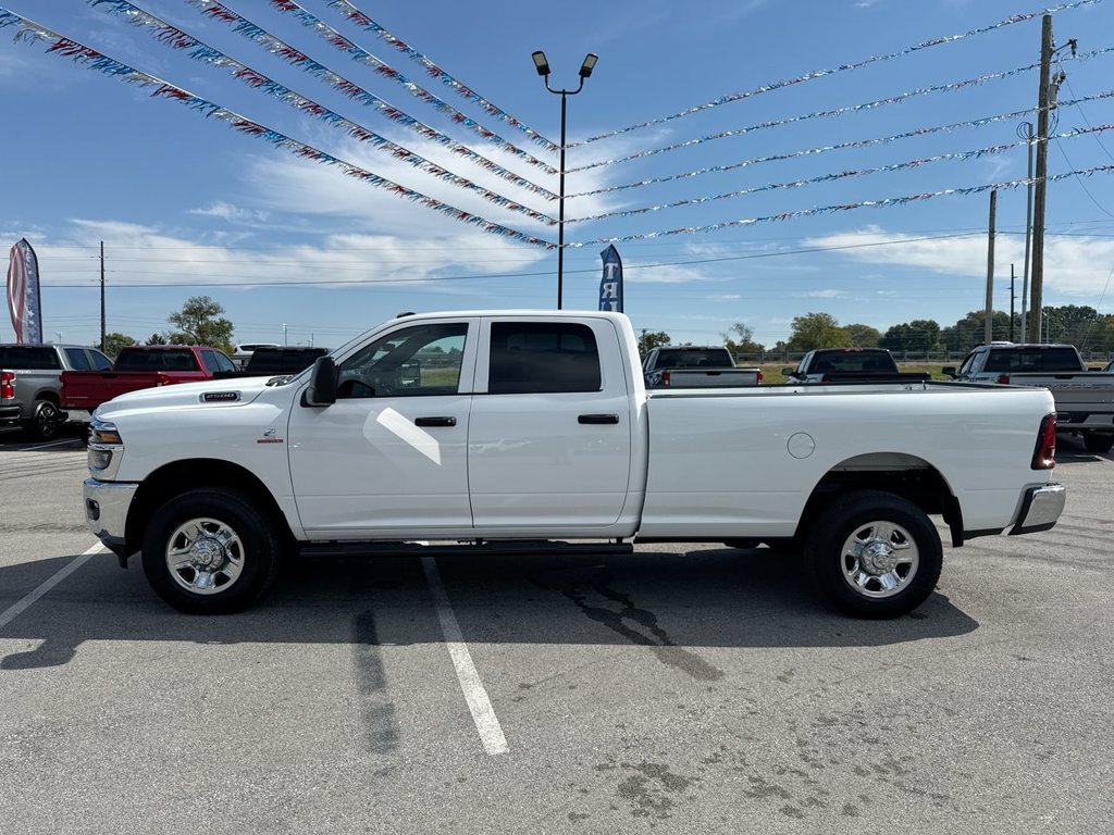 Used 2025 RAM 2500 Tradesman w/ Chrome Appearance Group AWD/4WD image 11