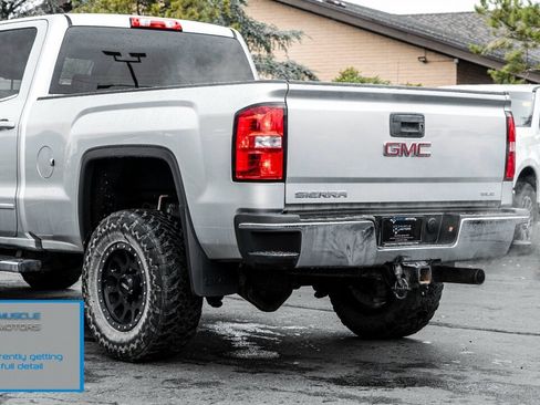 Used 2017 GMC Sierra 2500 SLE w/ HD SLE Preferred Plus Package image 9