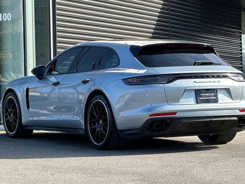 Used 2022 Porsche Panamera Turbo S image 3