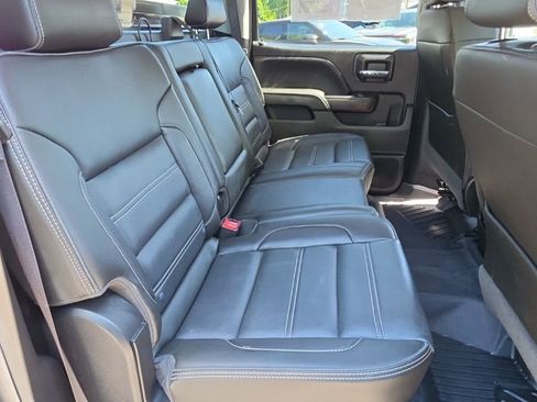 Used 2019 GMC Sierra 2500 Denali AWD/4WD image 29