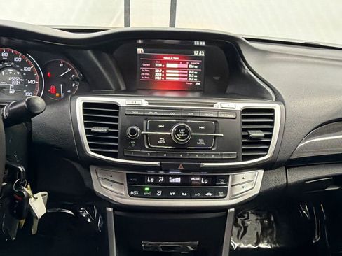 Used 2014 Honda Accord Sport image 27
