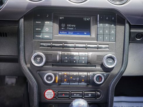 Used 2017 Ford Mustang GT RWD image 11