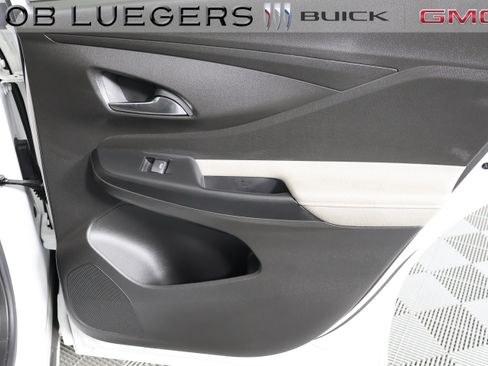 Certified 2024 Buick Envista Avenir FWD image 23
